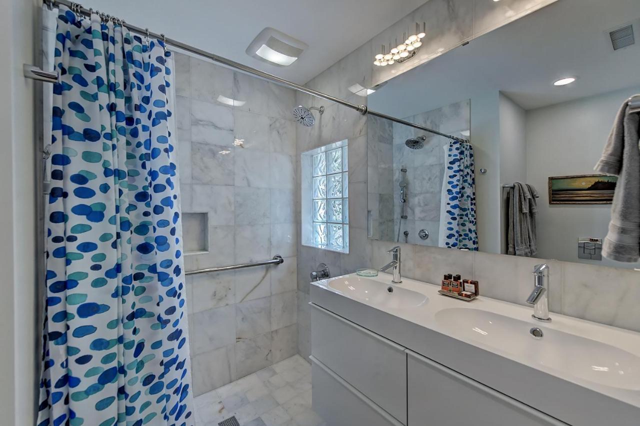 The Home Collection Clt: 510 Queens Шарлът Екстериор снимка